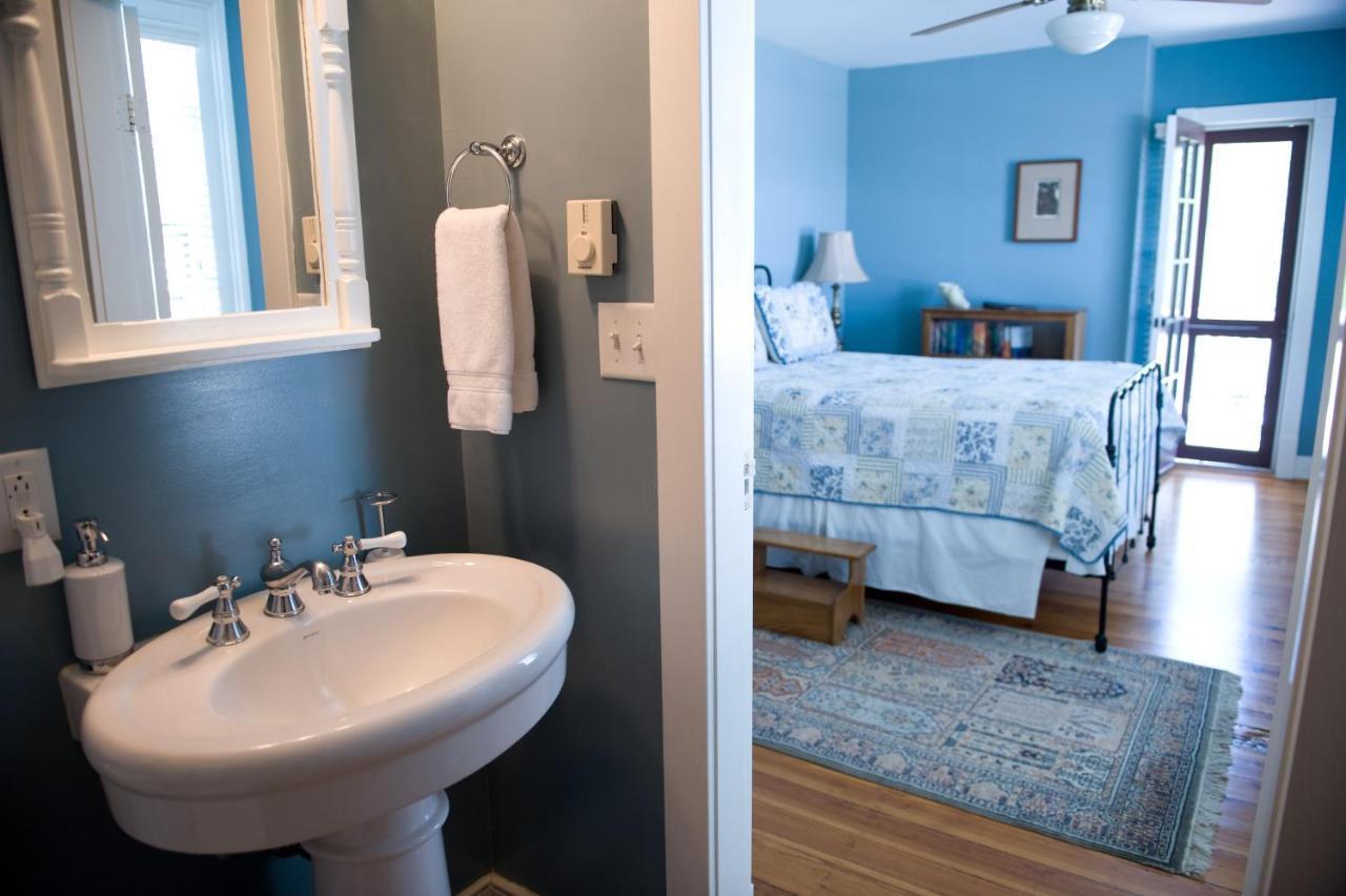 Bed and Breakfast Hopkins Ordinary Bed, Breakfast And Ale Works Sperryville Экстерьер фото